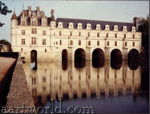 click to view photos of the Loire Valley